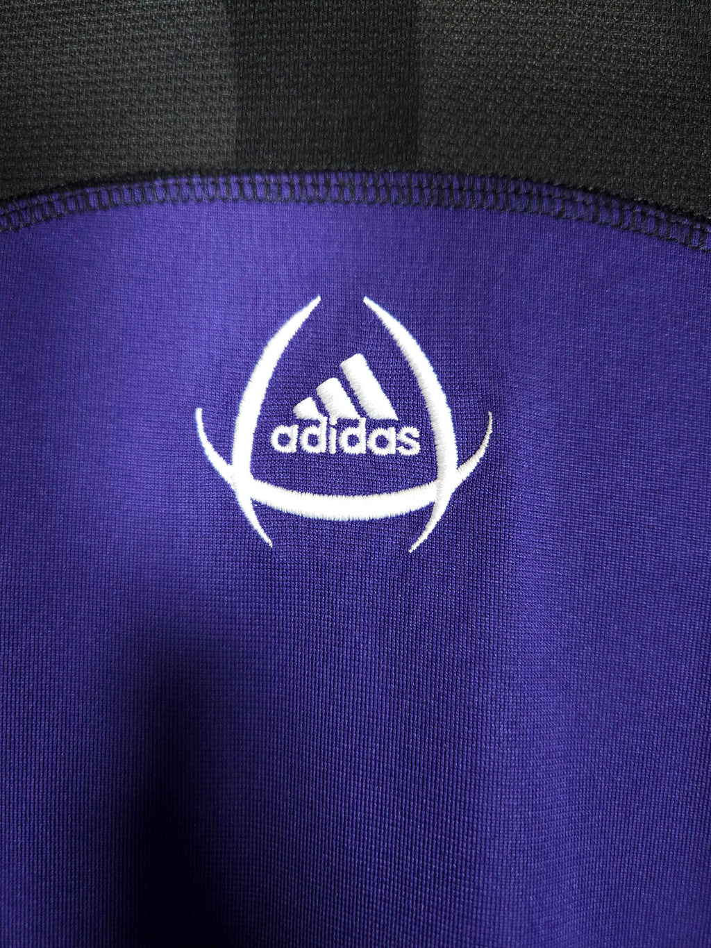 2005-06 Anderlecht Training Shirt - detailed view