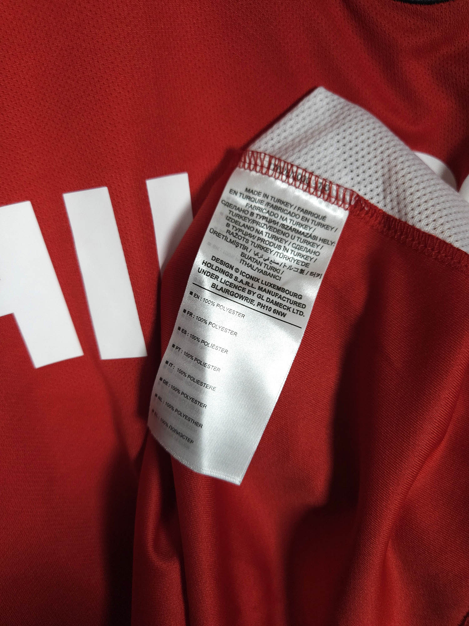 2015-16 PSV Fourth Shirt Pröpper #6