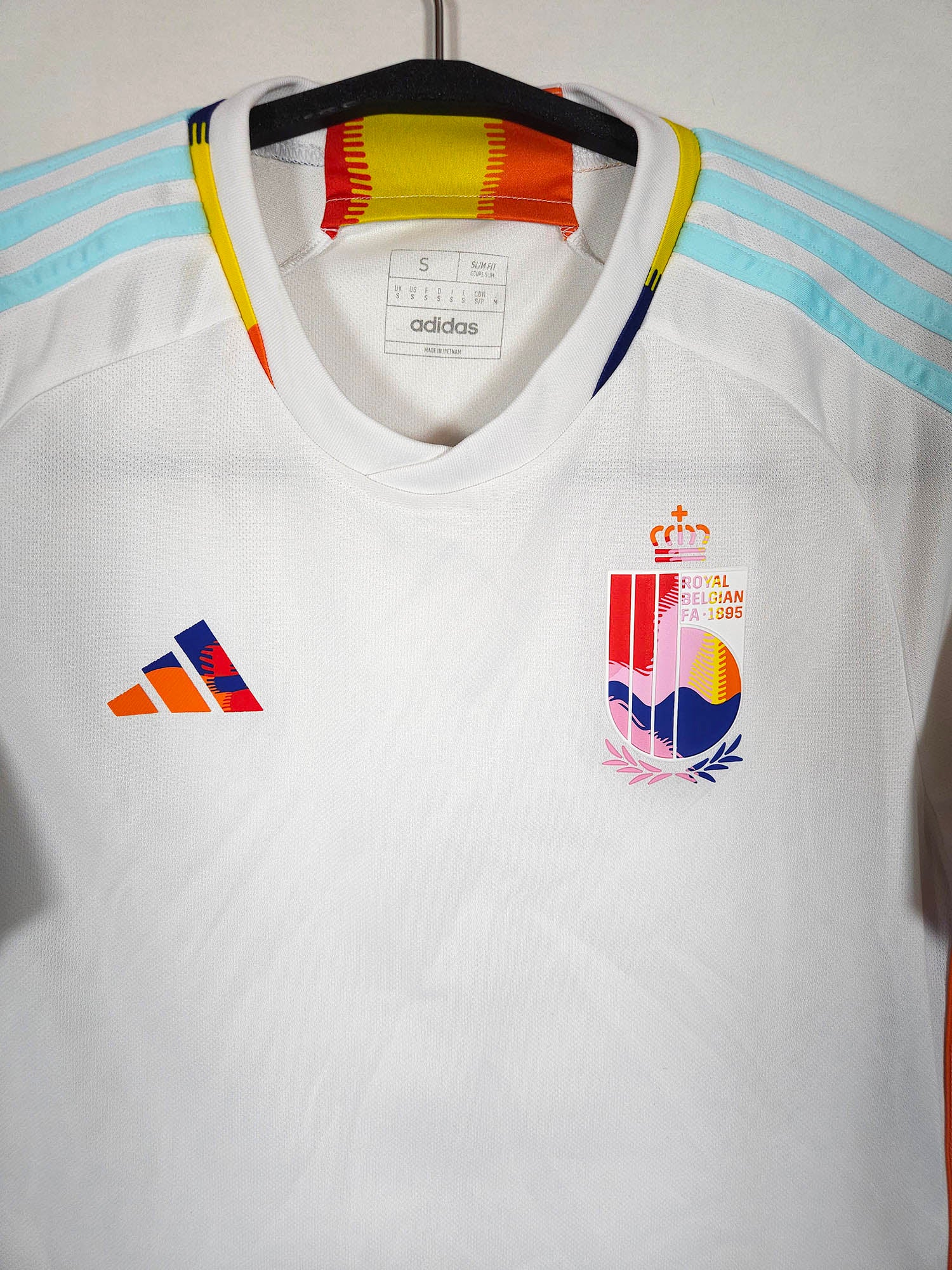 2022-23 Belgium Away Shirt - detailed view