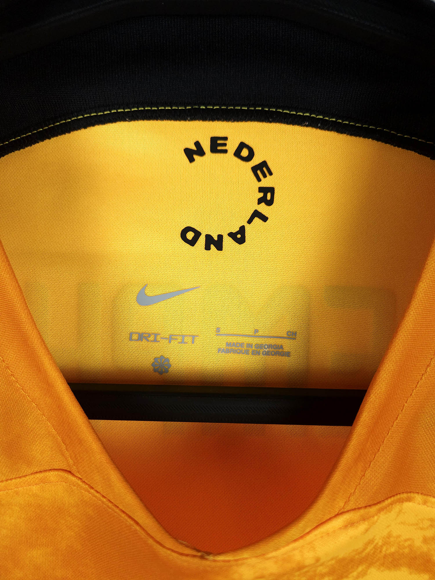 2022-23 Netherlands Home Shirt Memphis #10