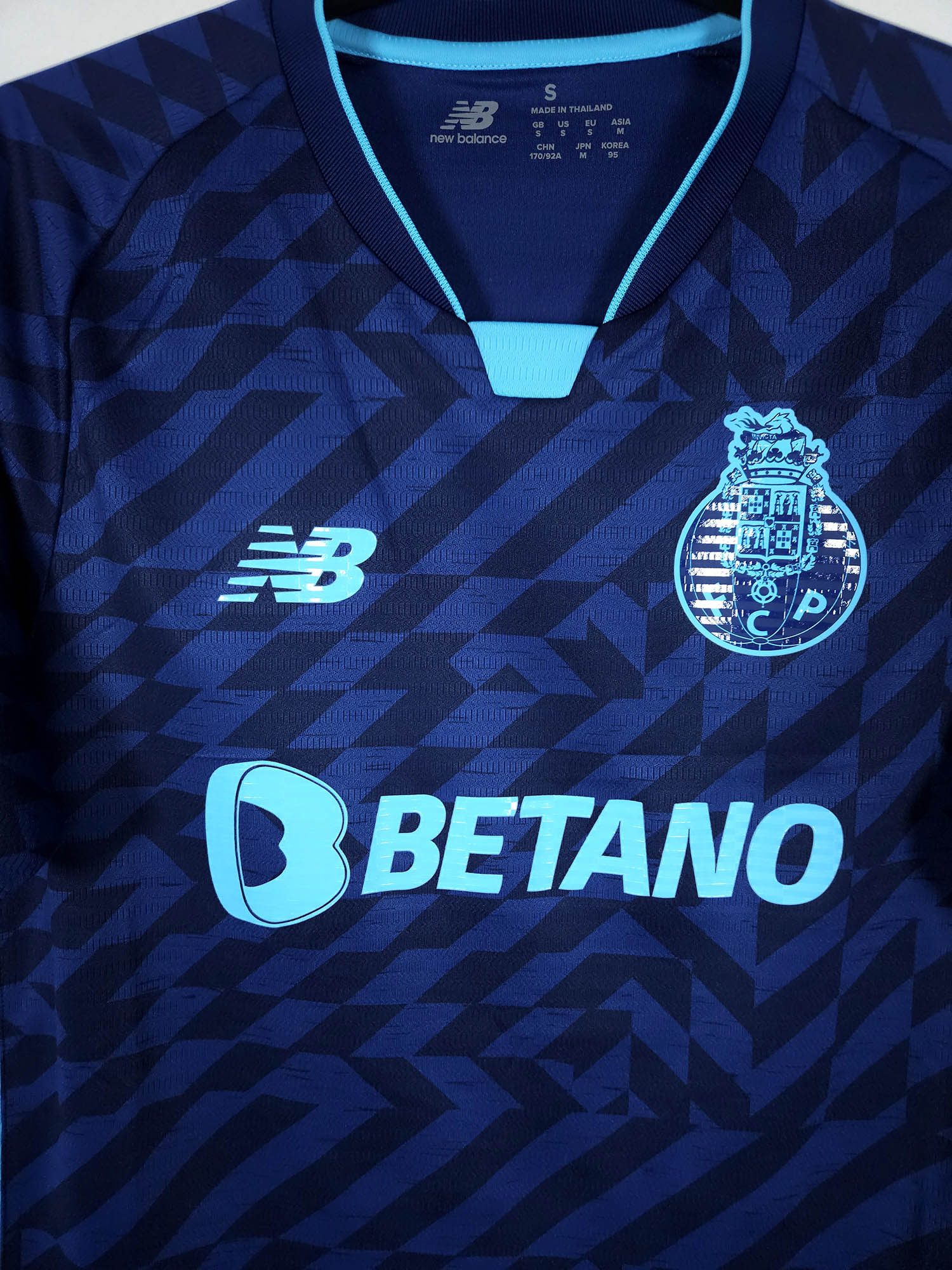 2024-25 Porto Third Shirt Iván Jaime #17 - detailed view