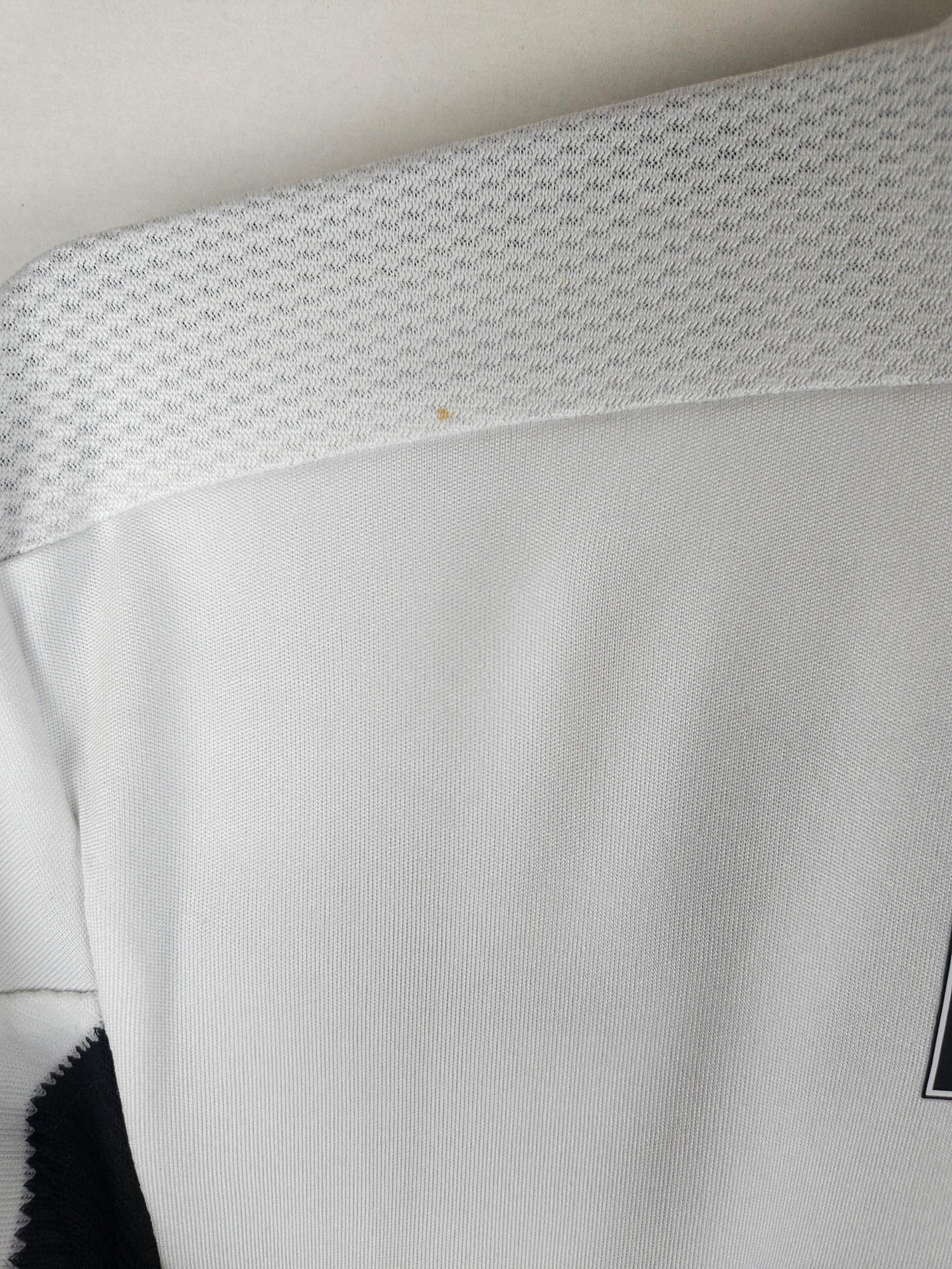 2015-16 Juventus Home Shirt Pogba #10