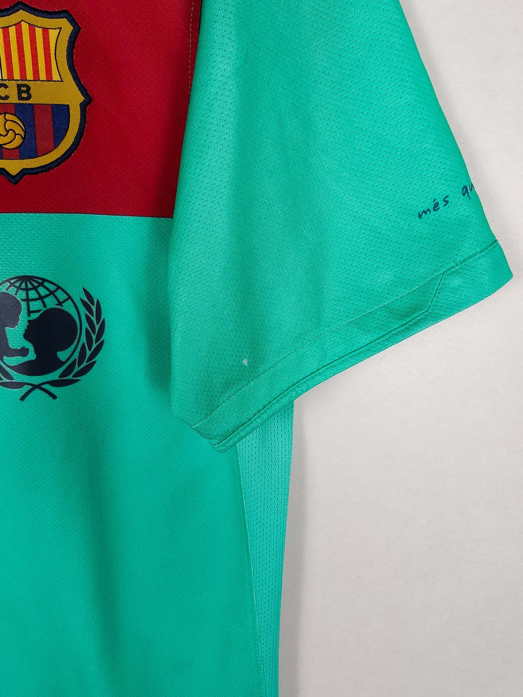 2010-11 Barcelona Away Shirt Messi #10