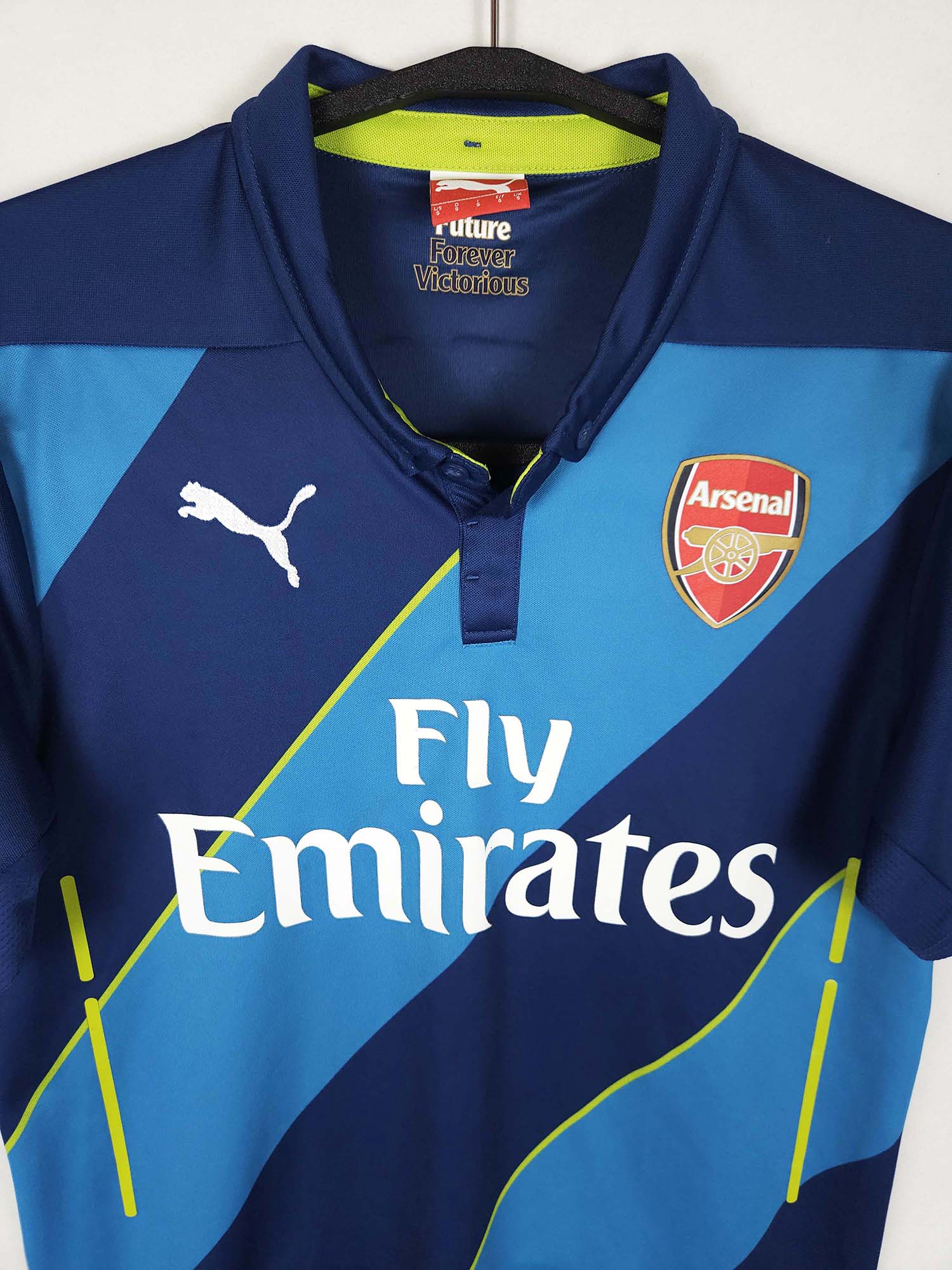 2014-15 Arsenal Third Shirt Ozil #11