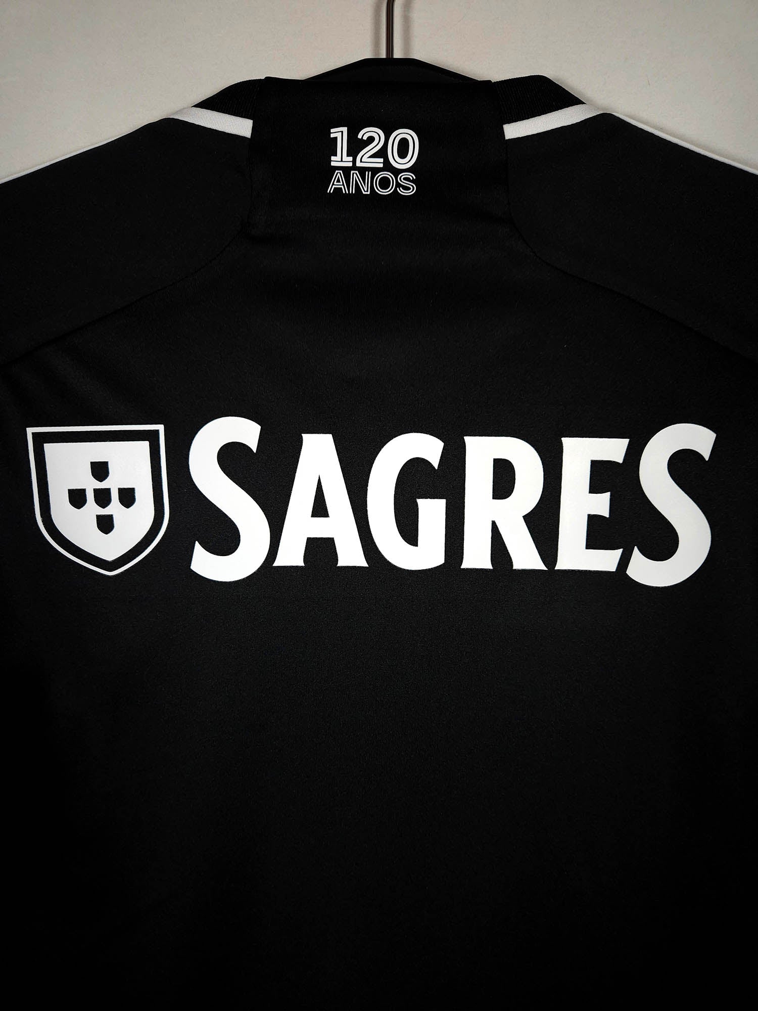 2023-24 Benfica Away Shirt - detailed view