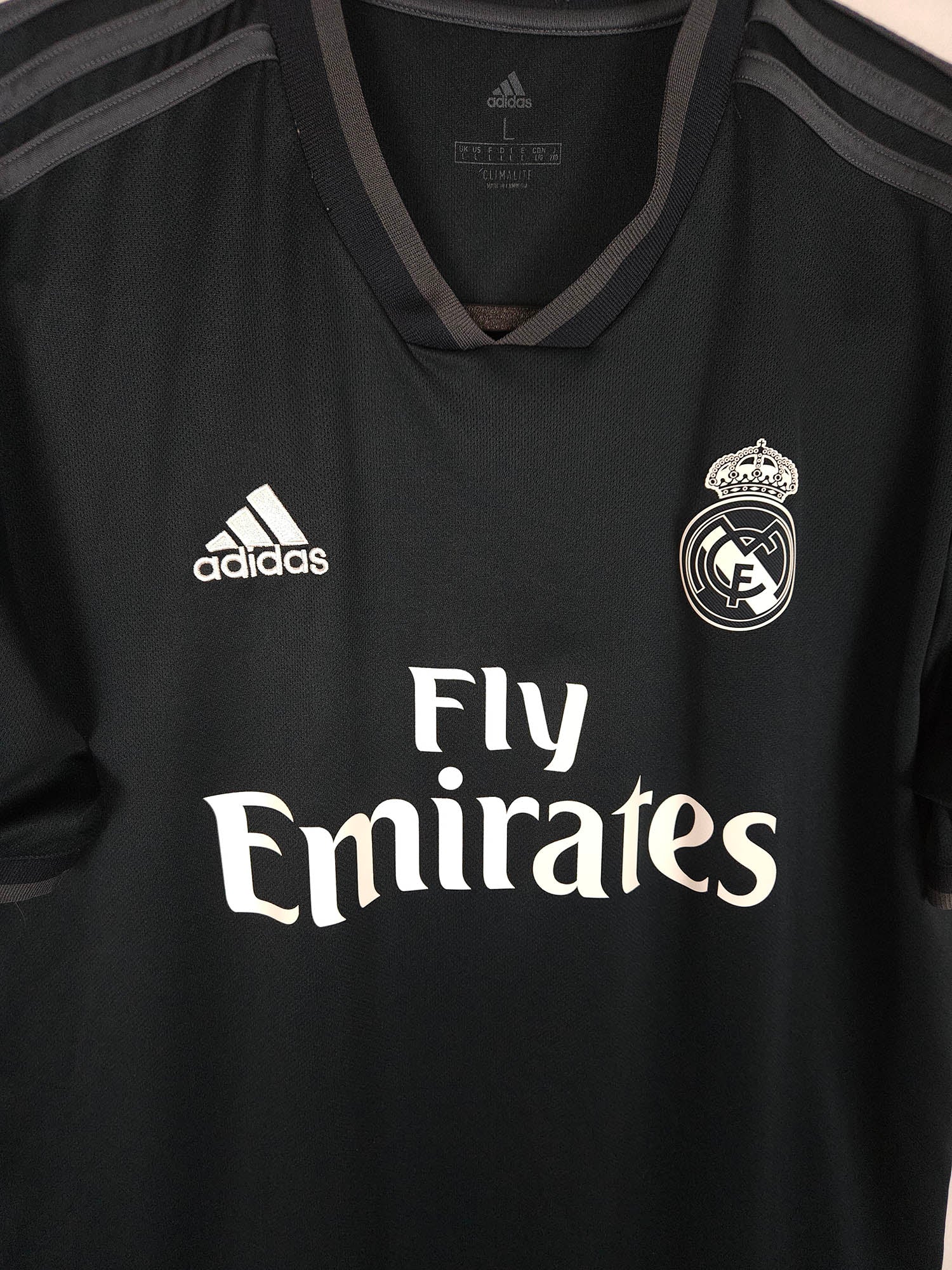 2018-19 Real Madrid Away Shirt Modric #10