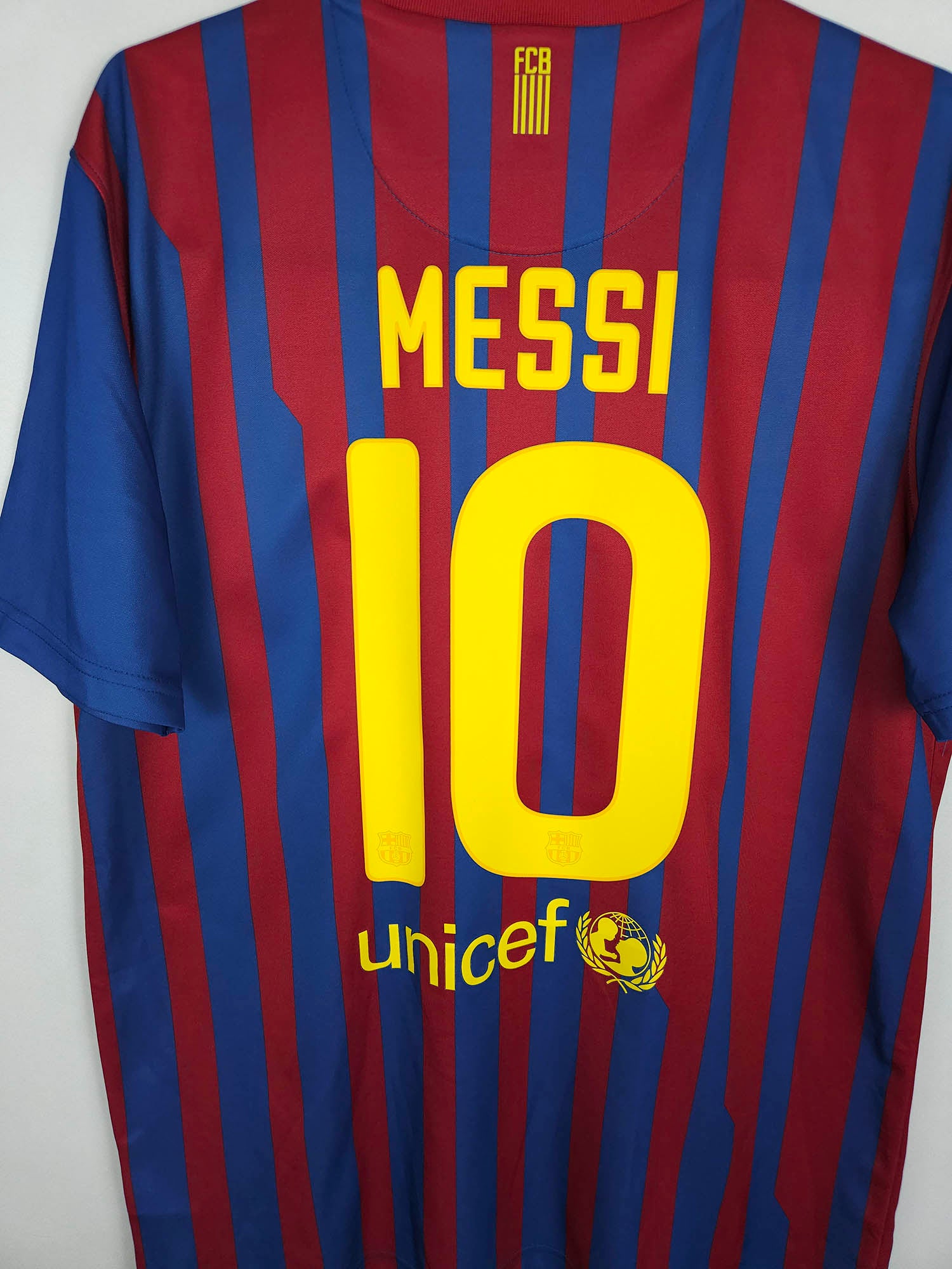 Barcelona 2011-12 Home Shirt Messi #10 | Size M