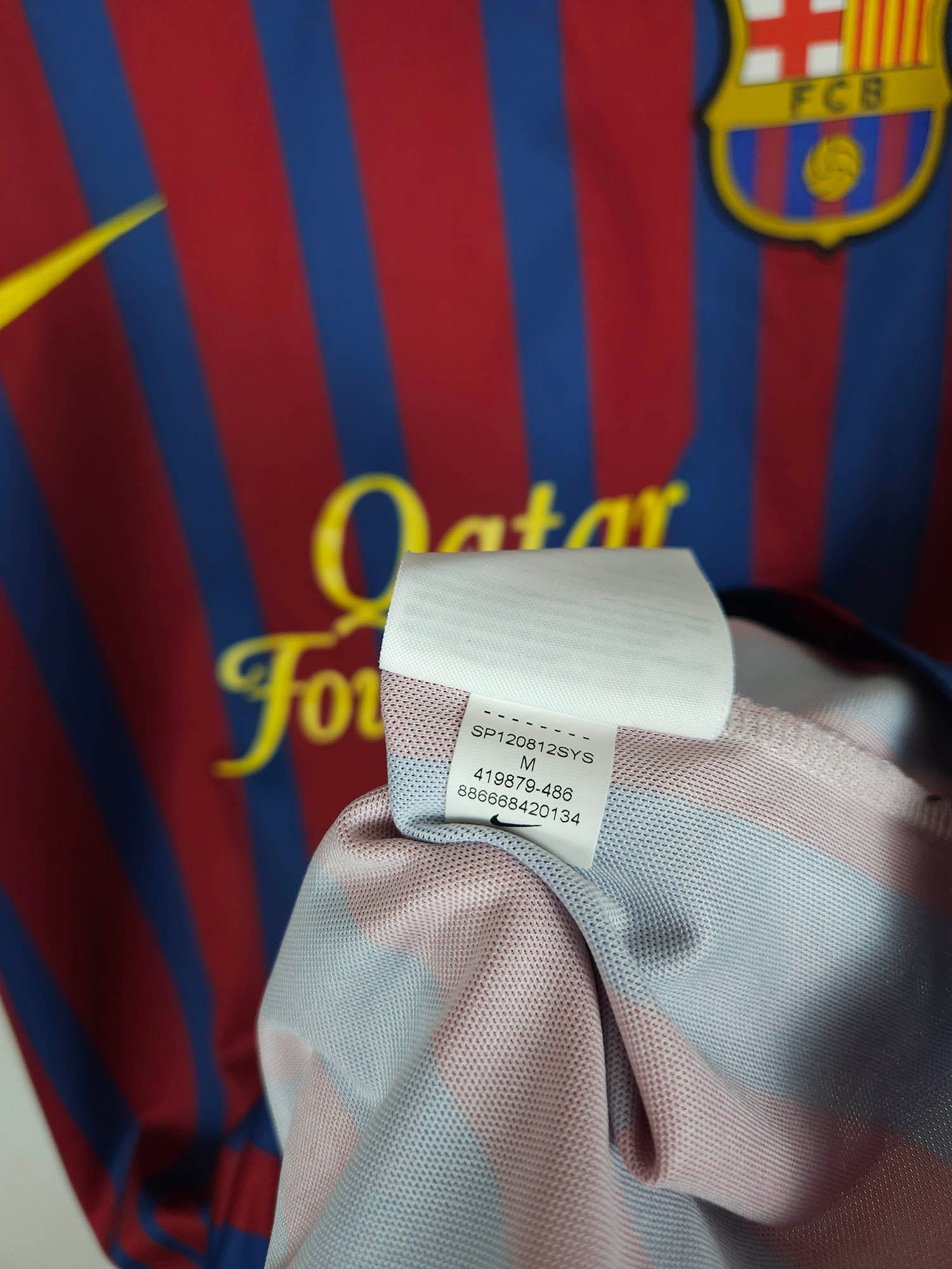 2011-12 Barcelona Home Shirt Messi #10 - detailed view