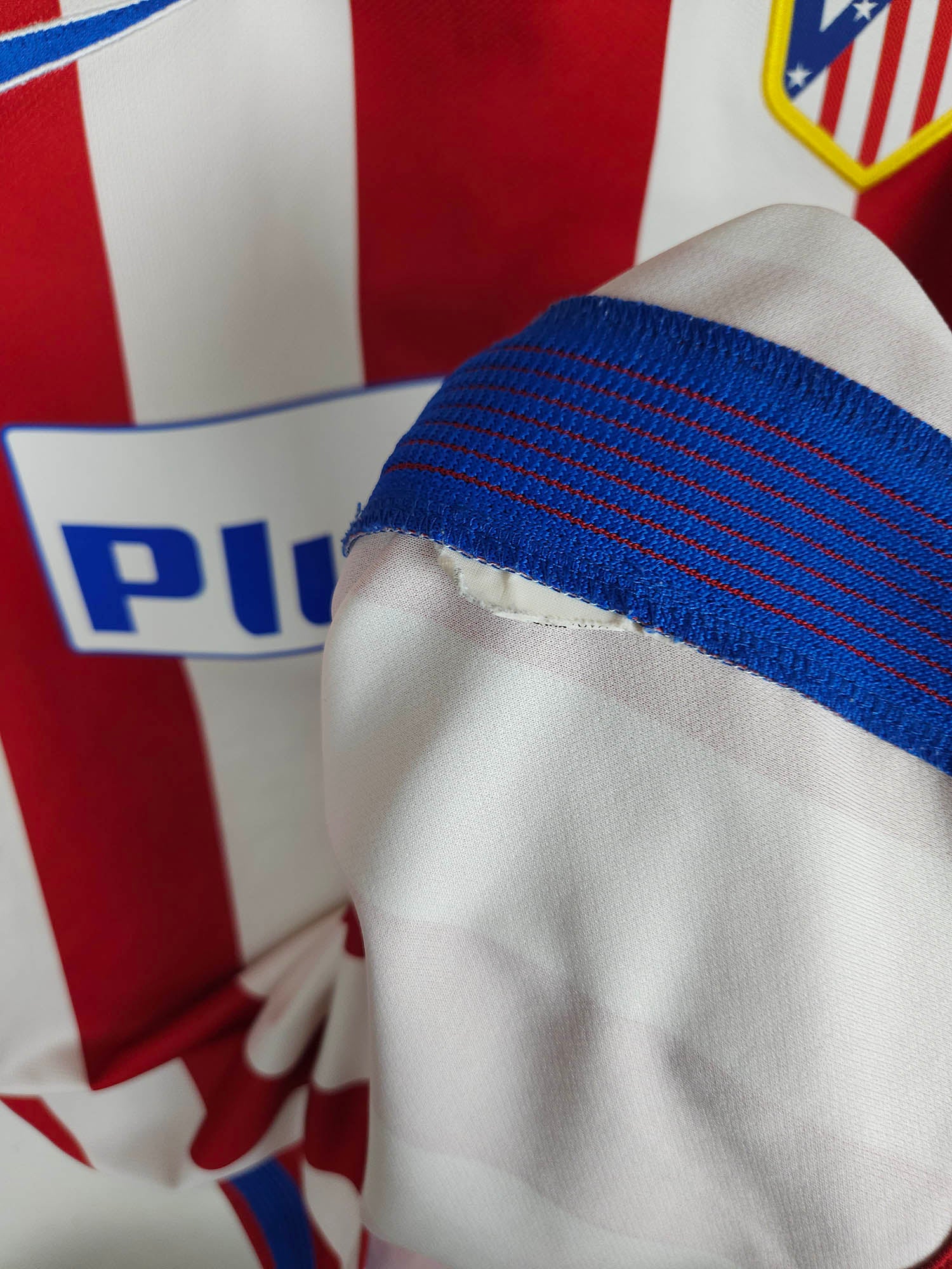 2016-17 Atletico Madrid Home Shirt Torres #9