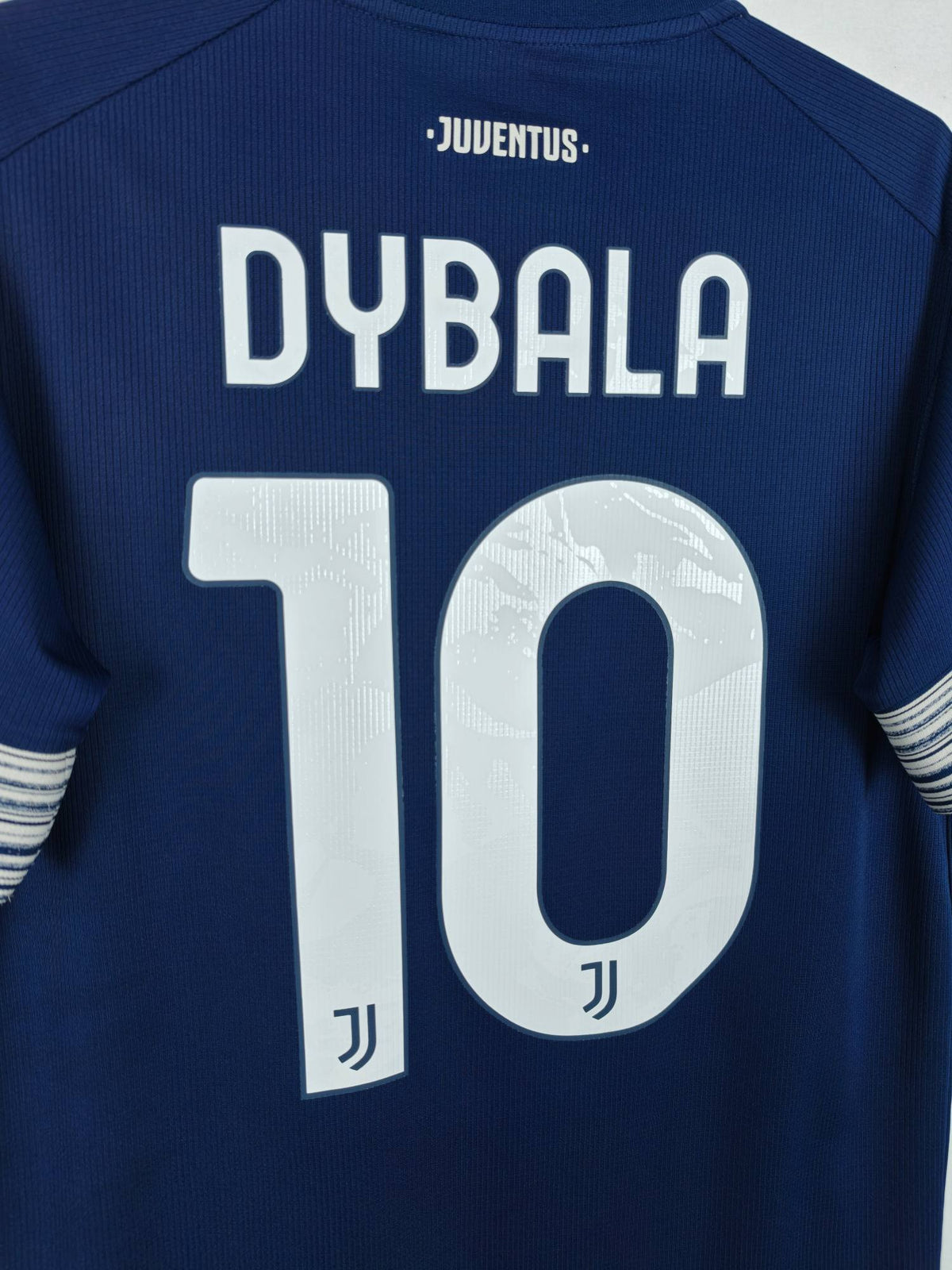 2020-21 Juventus Away Shirt Dybala #10