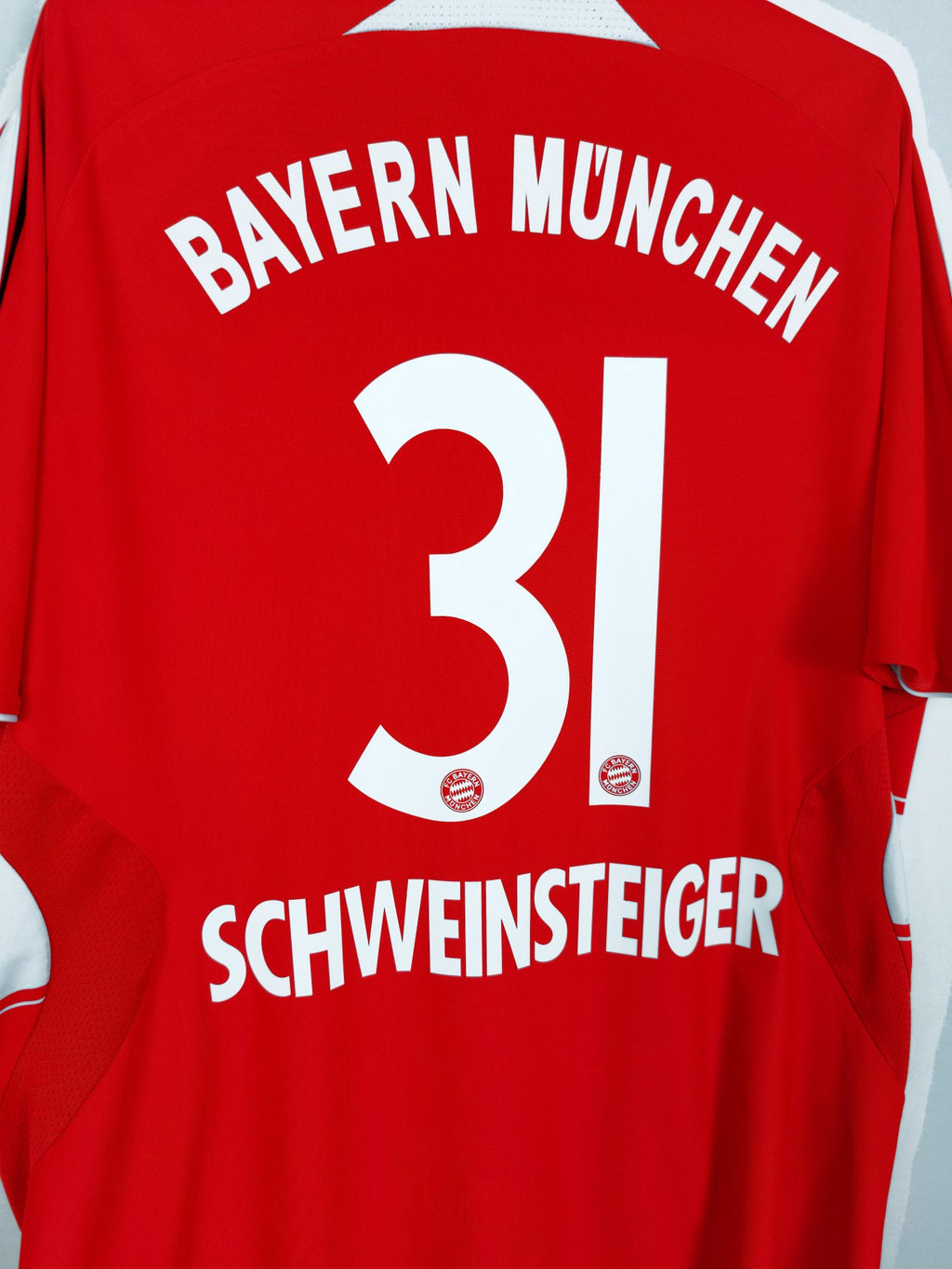 2007-08 Bayern Munich Home Shirt Schweinsteiger #31 - detailed view