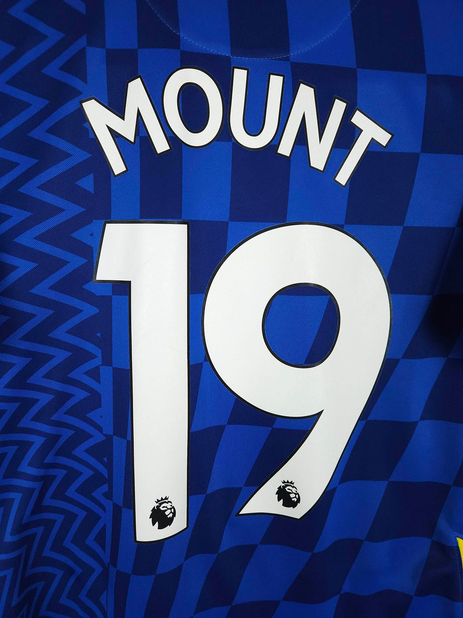 2021-22 Chelsea Home Shirt Mount #19