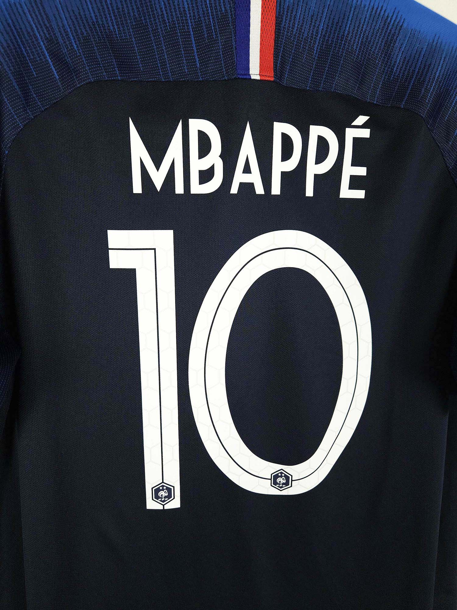 France Home Shirt 2018-19 Mbappe