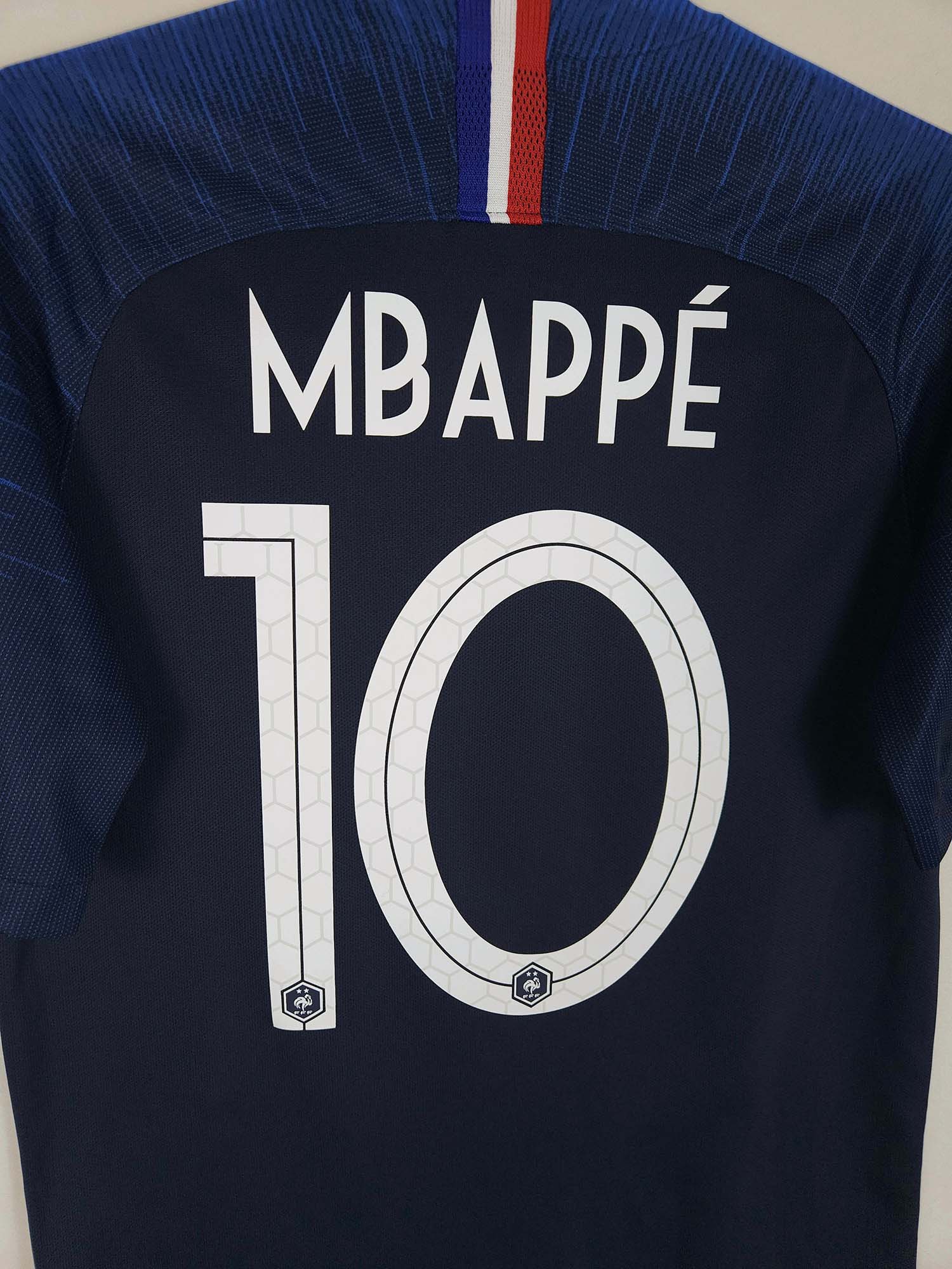 2018-19 France Home Shirt Mbappe #10