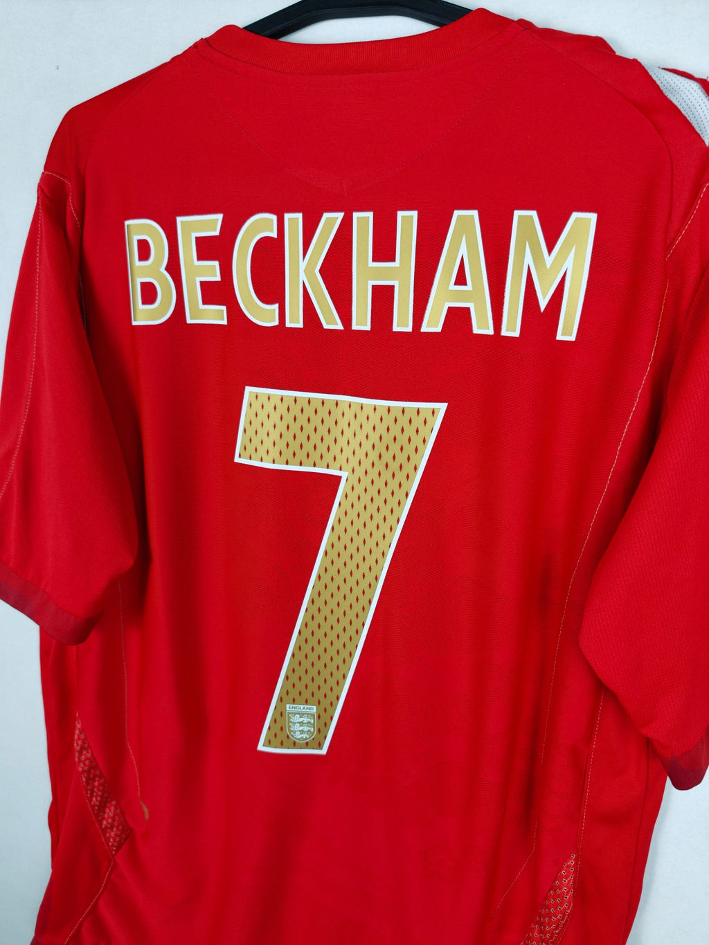 2006-08 England Away Shirt Beckham #7
