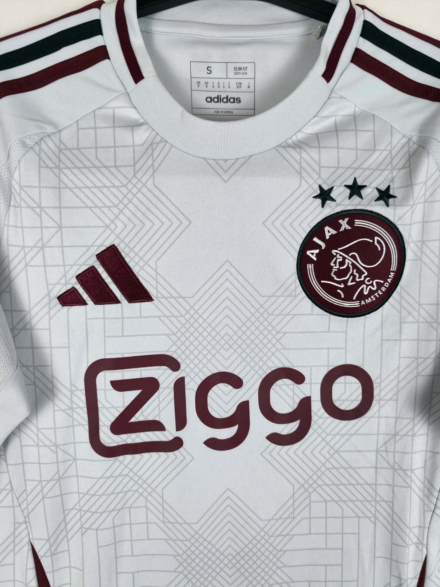 2024-25 Ajax Third Shirt Berghuis #23