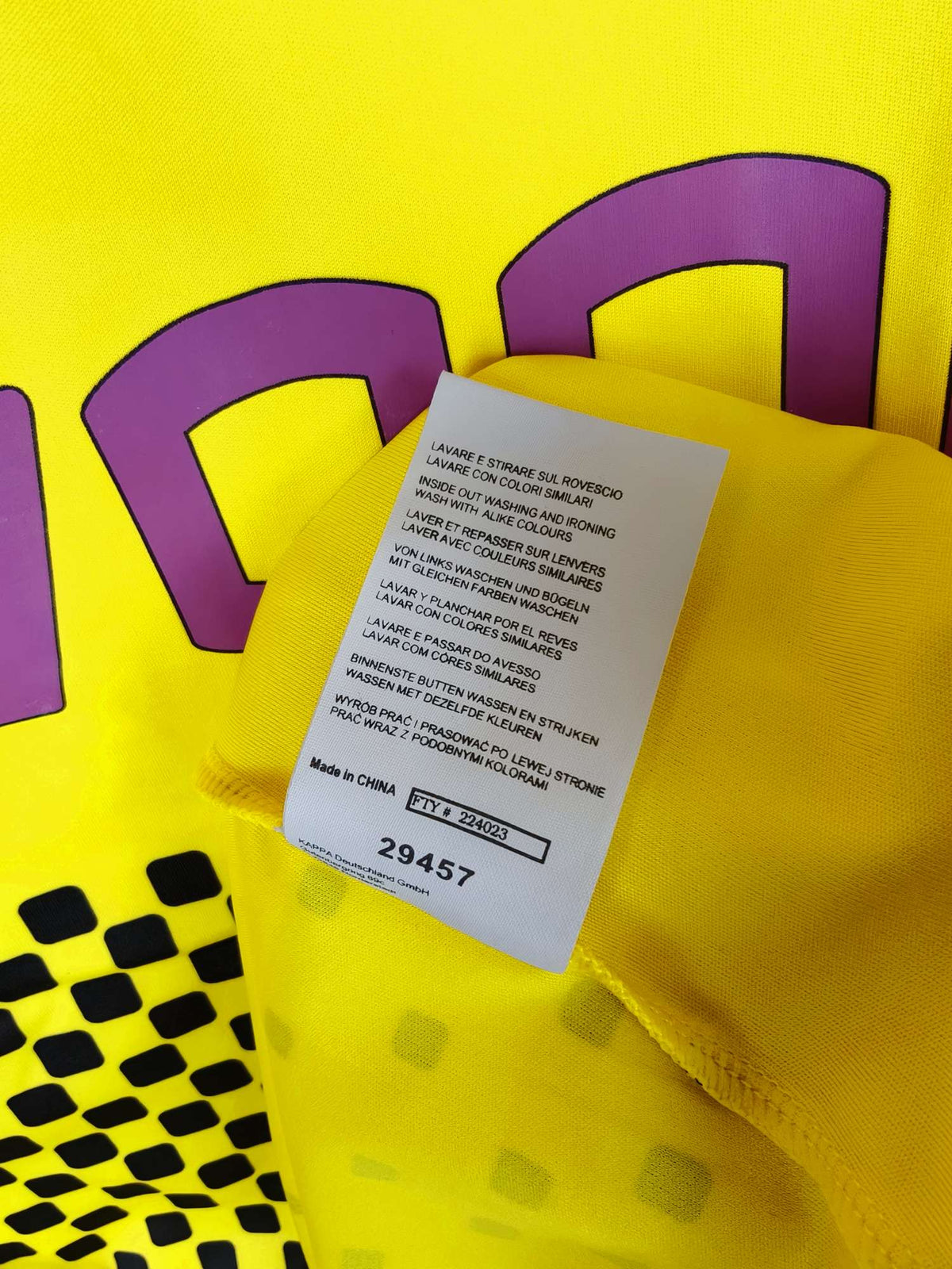 2011-12 Borussia Dortmund Home Shirt Lewandowski #9 - detailed view