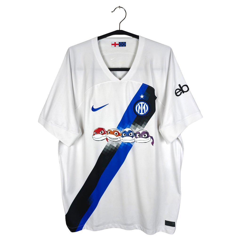 2023-24 Inter Milan Away Shirt Bastoni #95 - front view