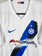 2023-24 Inter Milan Away Shirt Bastoni #95 - detailed view