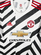 2020-21 Manchester United Third Shirt B. Fernandes #18 - detailed view