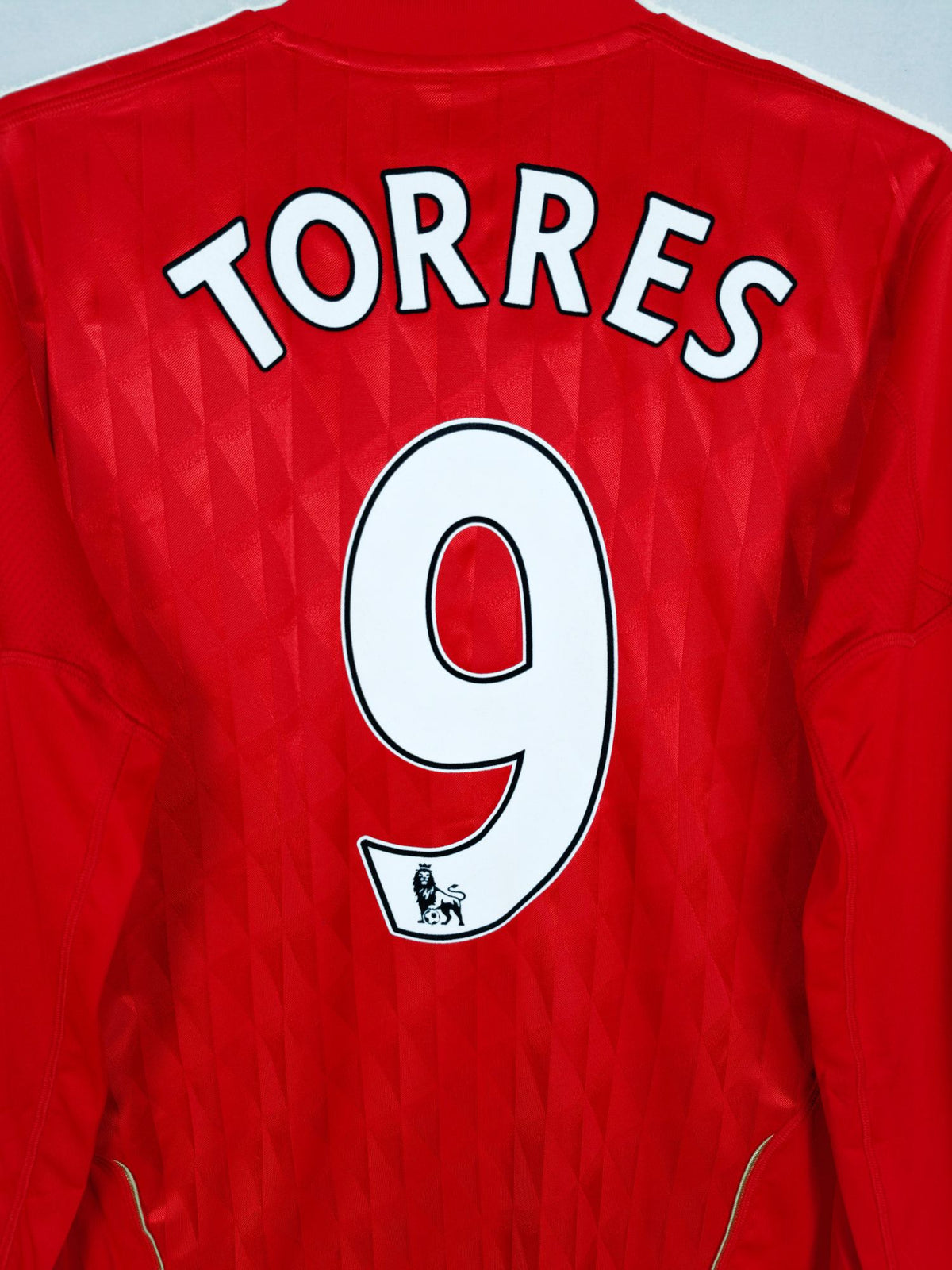 2010-12 Liverpool Home Shirt Torres #9 (LS) - detailed view
