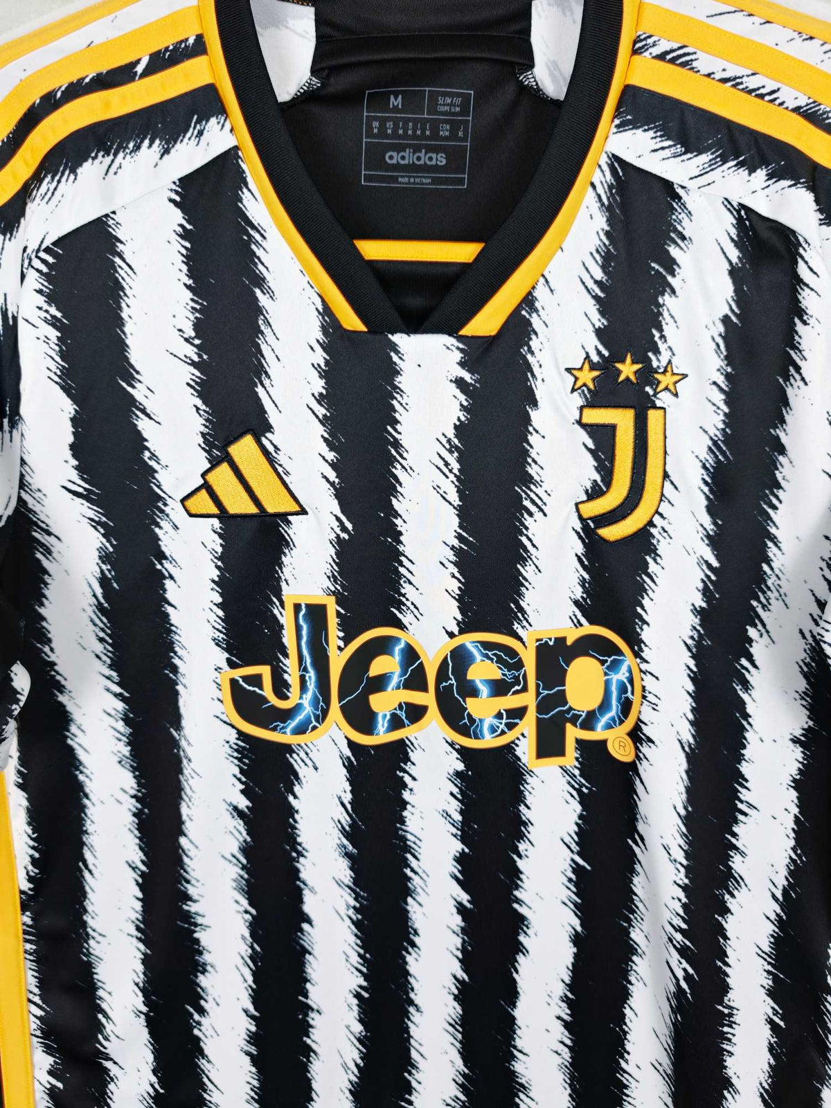 2023-24 Juventus Home Shirt