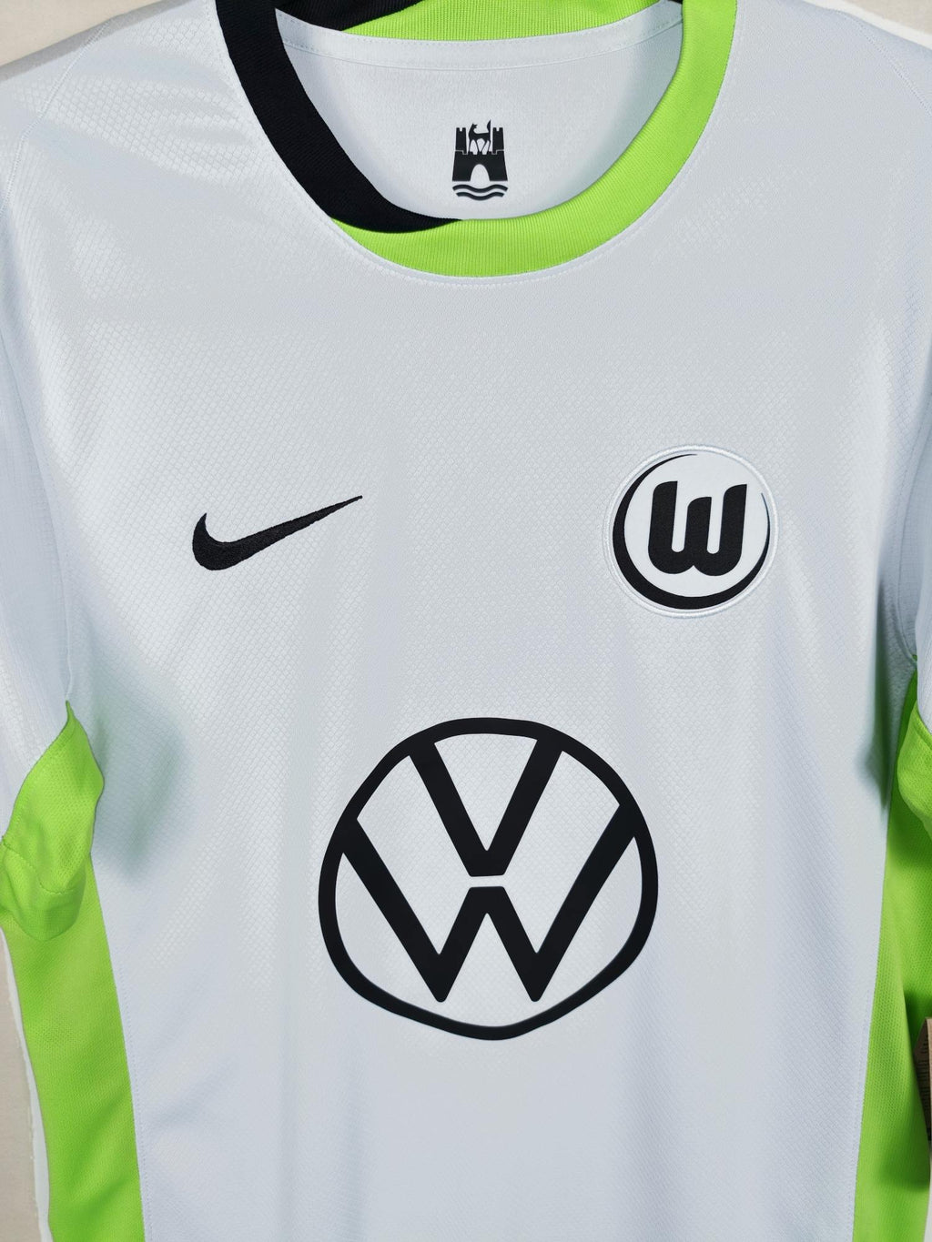 2024-25 Wolfsburg Third Shirt