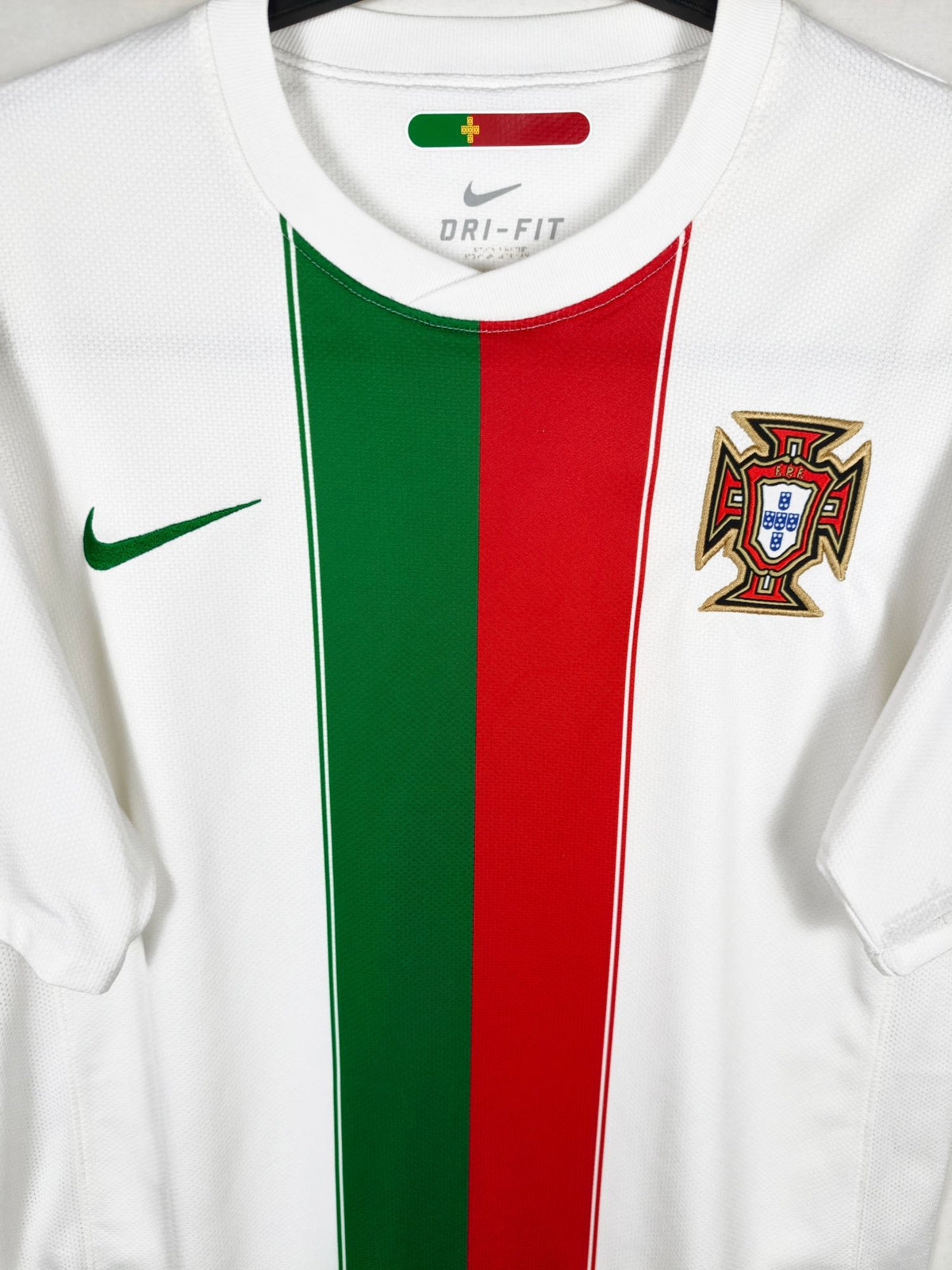 2010-11 Portugal Away Shirt