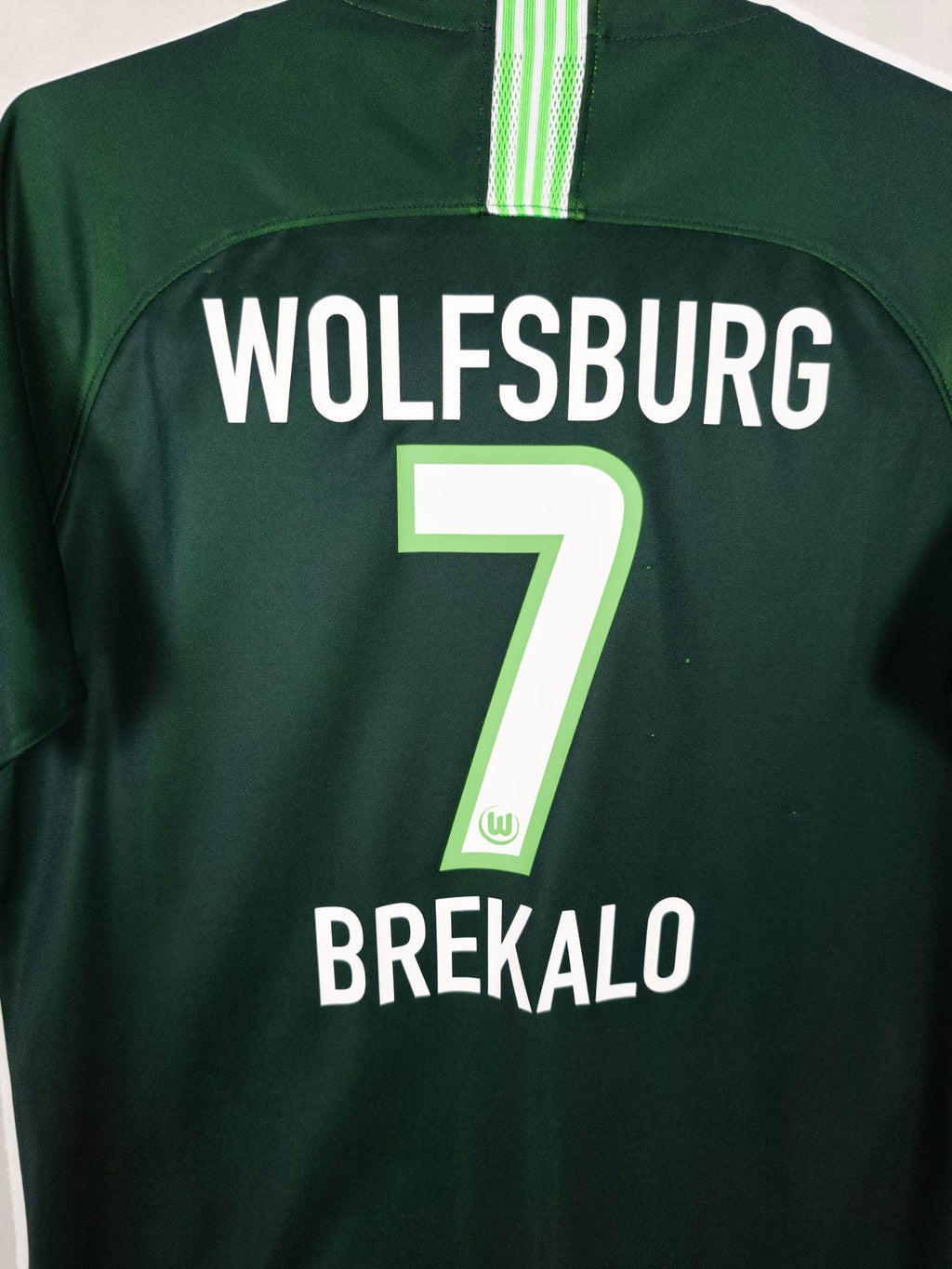 2019-20 Wolfsburg Home Shirt Brekalo #7