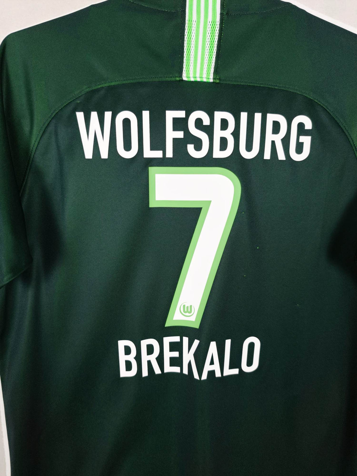 2019-20 Wolfsburg Home Shirt Brekalo #7