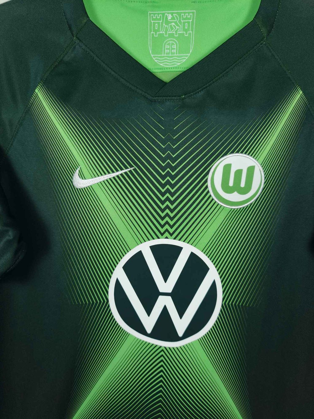 2019-20 Wolfsburg Home Shirt Brekalo #7