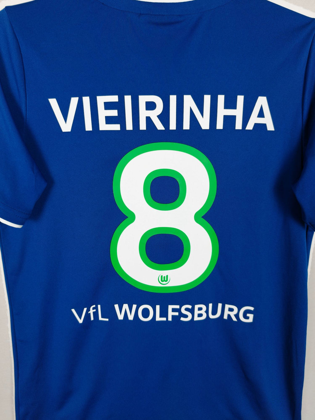 2014-15 Wolfsburg Third Shirt Vierinha #8