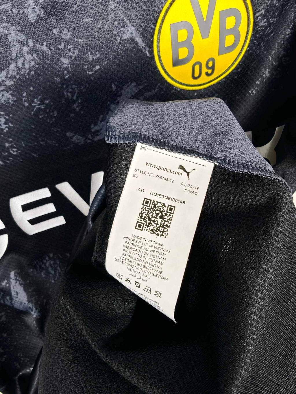 2019-20 Borussia Dortmund Away Shirt