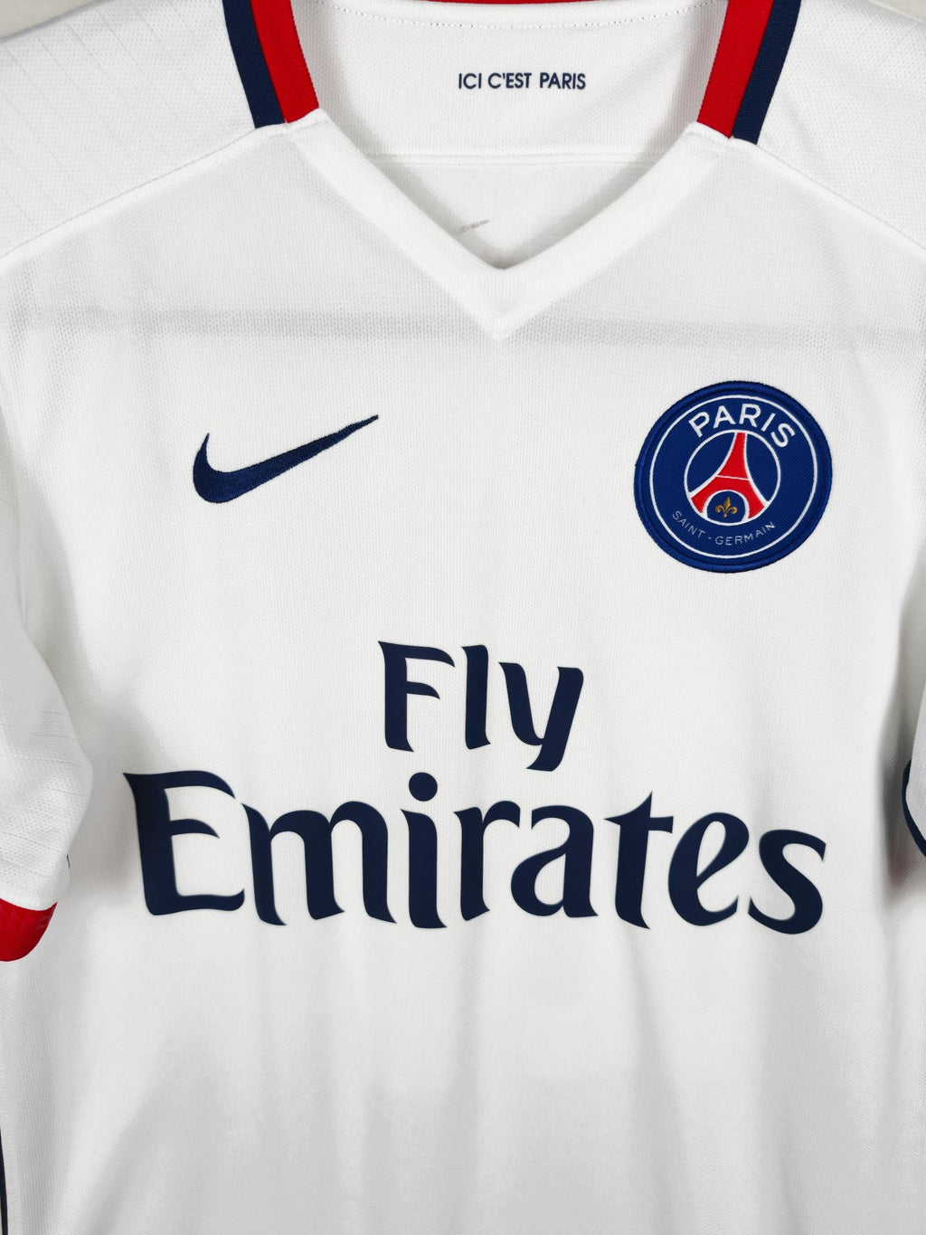 2015-16 Paris Saint-Germain Away Shirt Maxwell #17