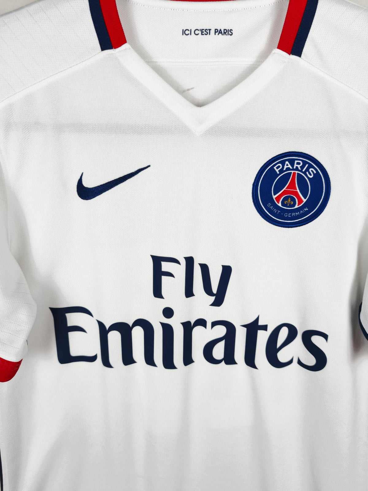2015-16 Paris Saint-Germain Away Shirt Maxwell #17