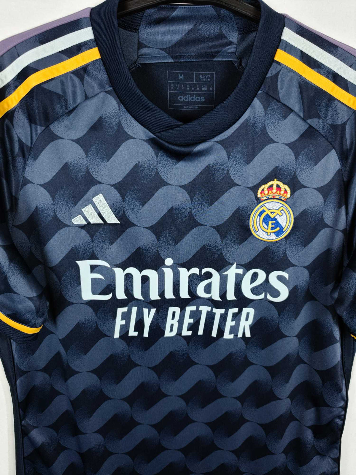 2023-24 Real Madrid Away Shirt Vini Jr. #7
