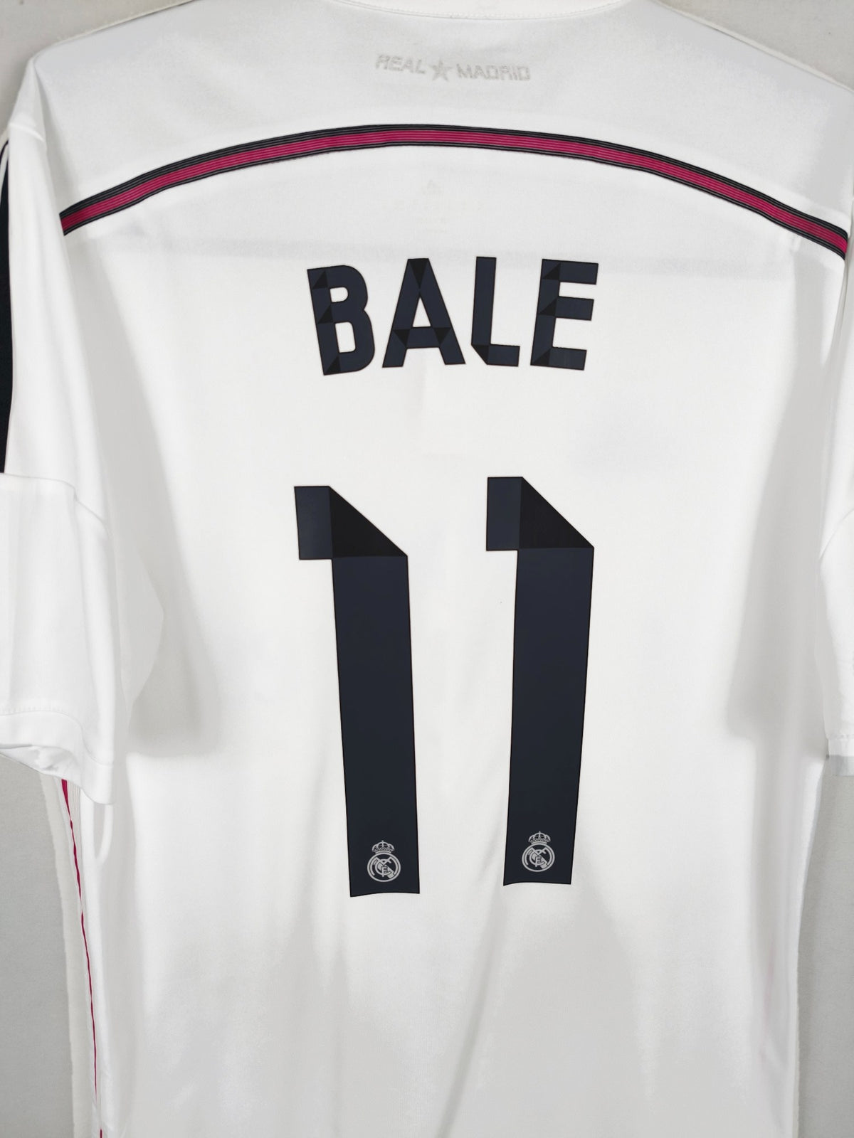 2014-15 Real Madrid Home Shirt Bale #11