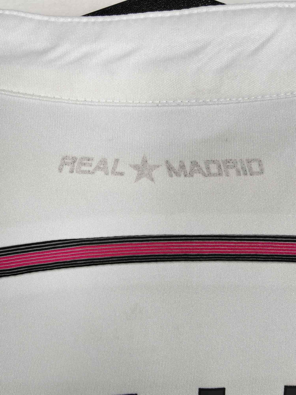 2014-15 Real Madrid Home Shirt Bale #11