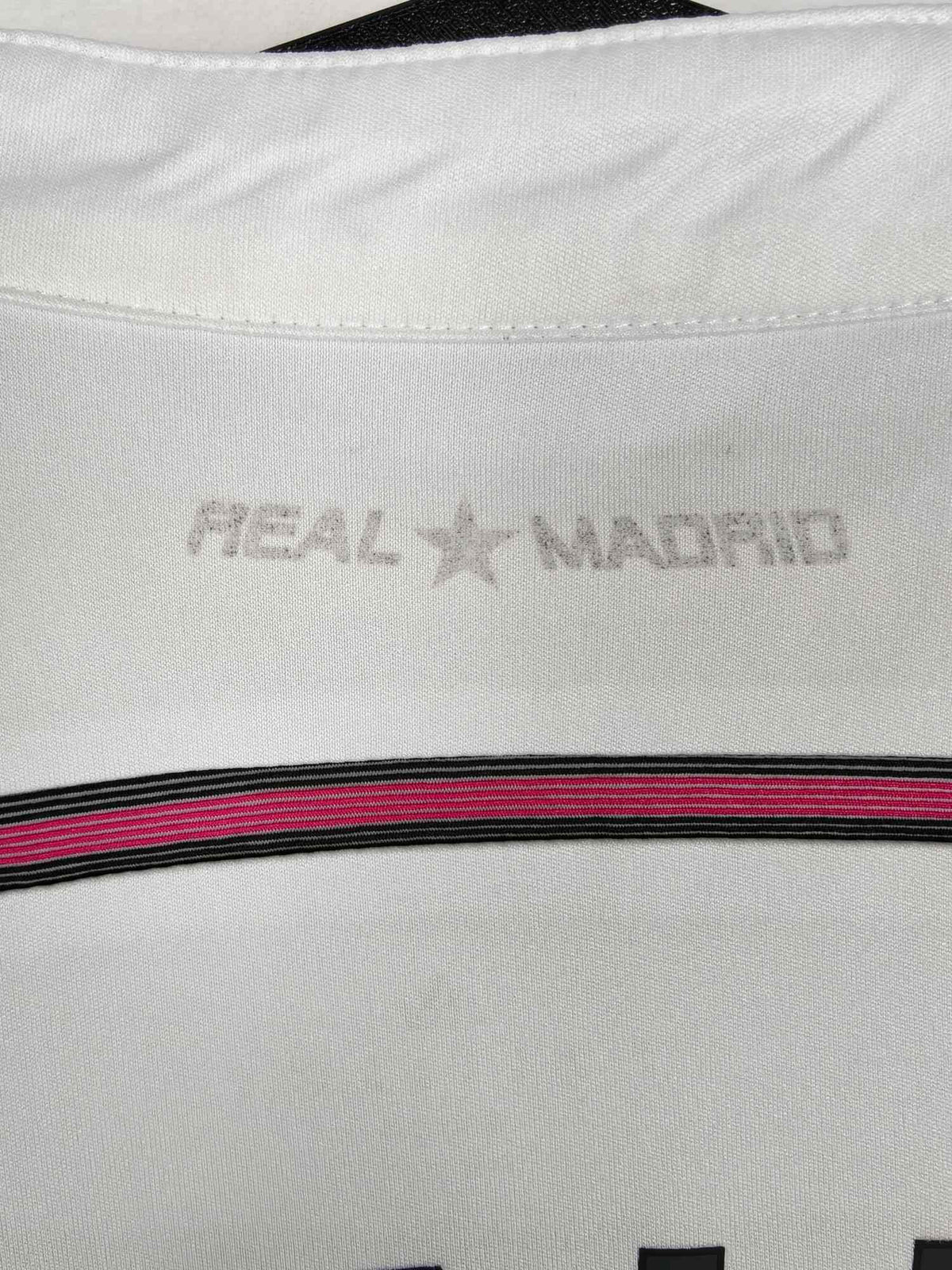 2014-15 Real Madrid Home Shirt Bale #11