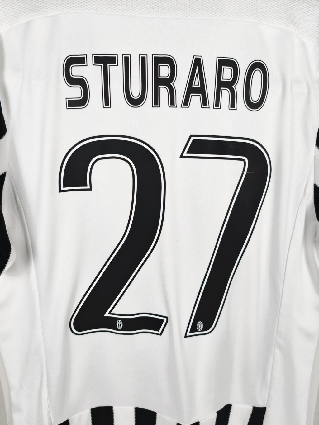 2015-16 Juventus Home Shirt Sturaro #27