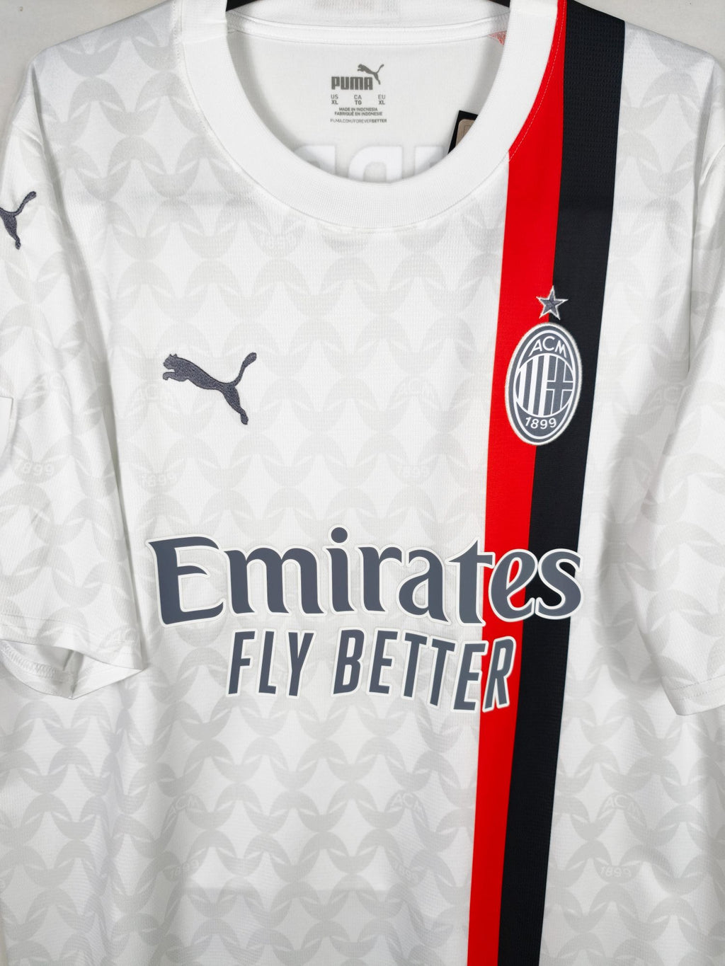 2023-24 AC Milan Away Shirt Reijnders #14