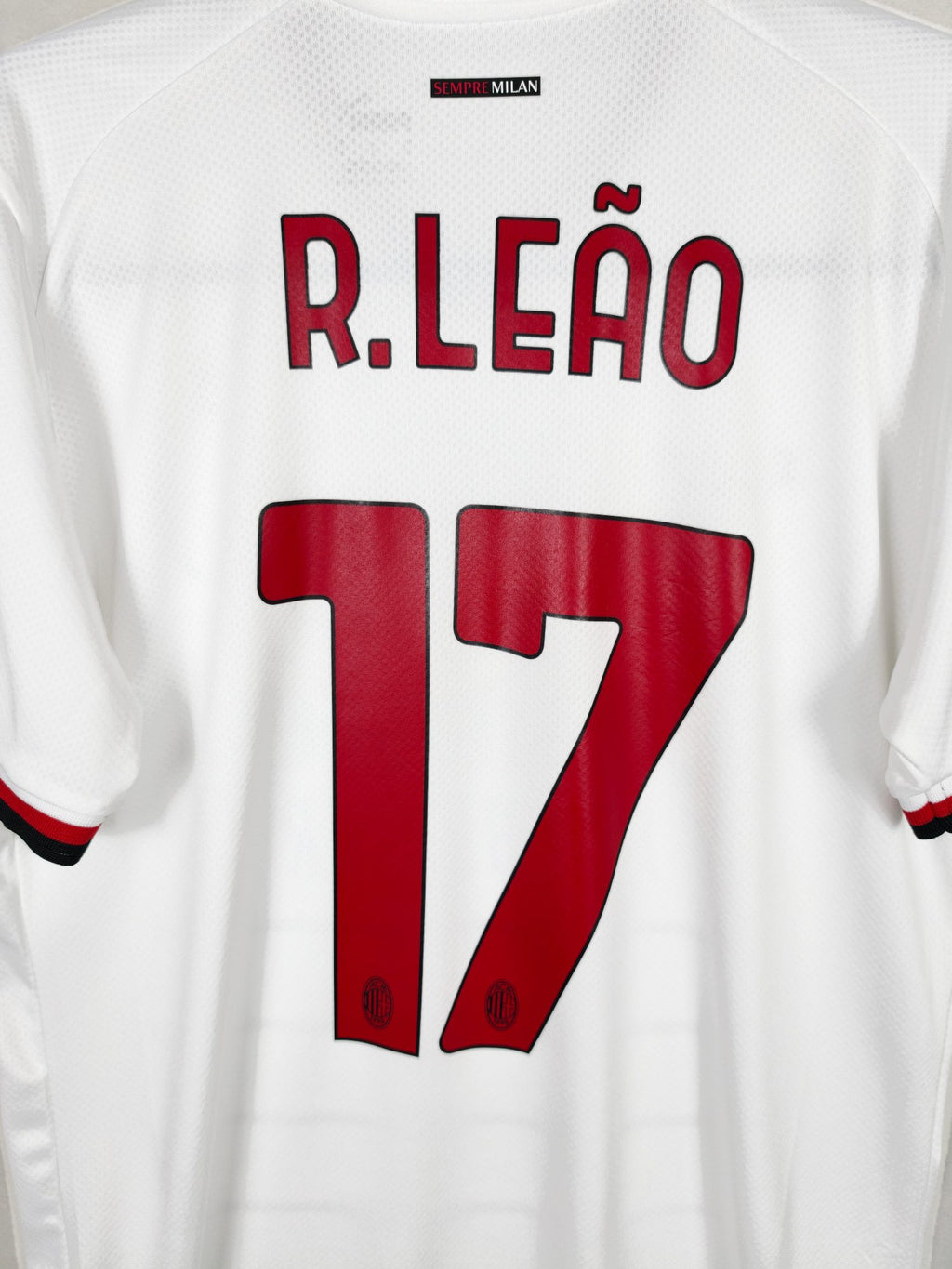 2022-23 AC Milan uitshirt R. Leão #17