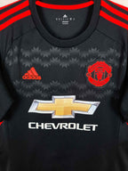 2015-16 Manchester United Third Shirt Carrick #16