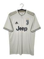 2018-19 Juventus Away Shirt Ronaldo #7