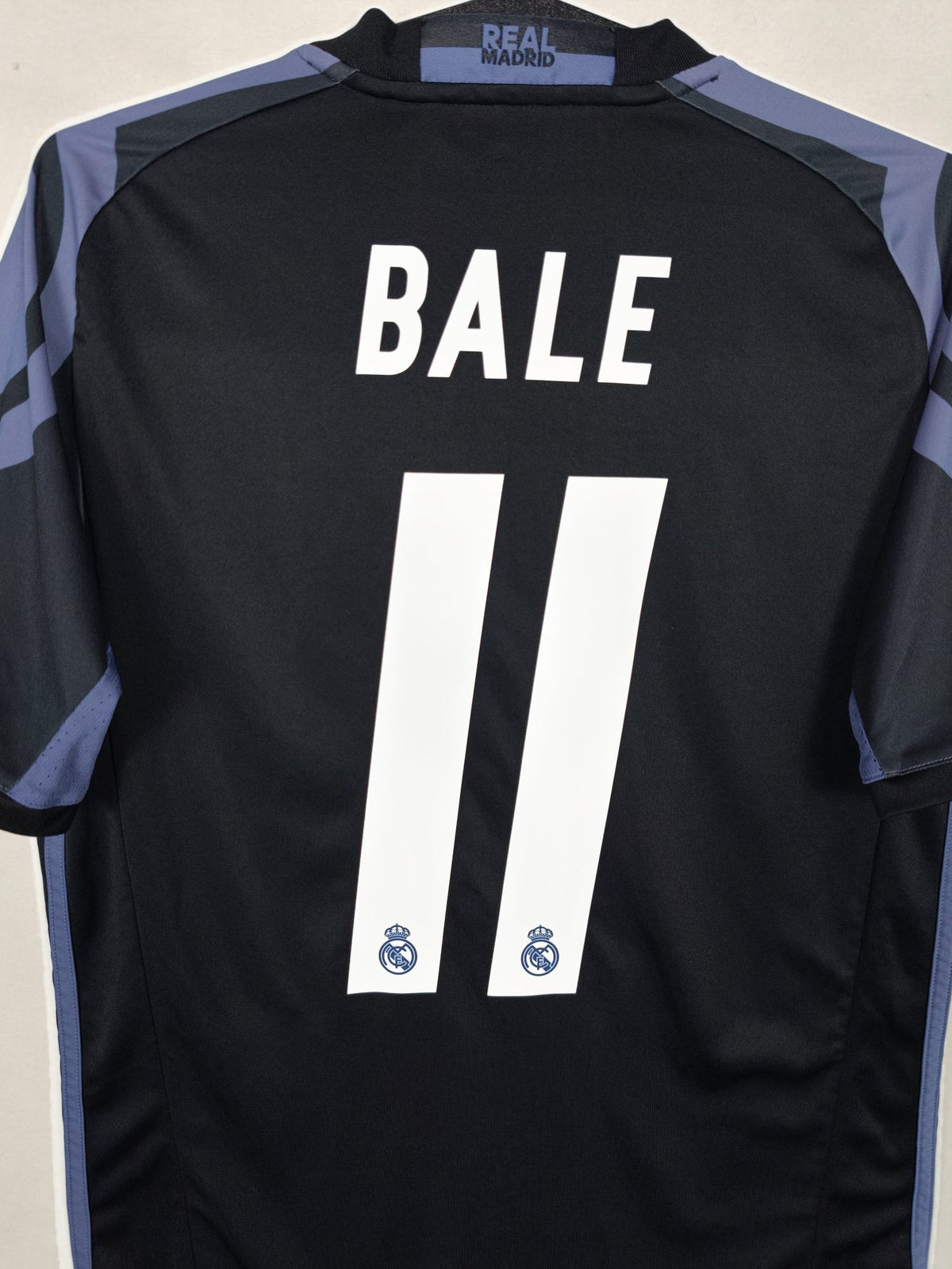 2016-17 Real Madrid Third Shirt Bale #11