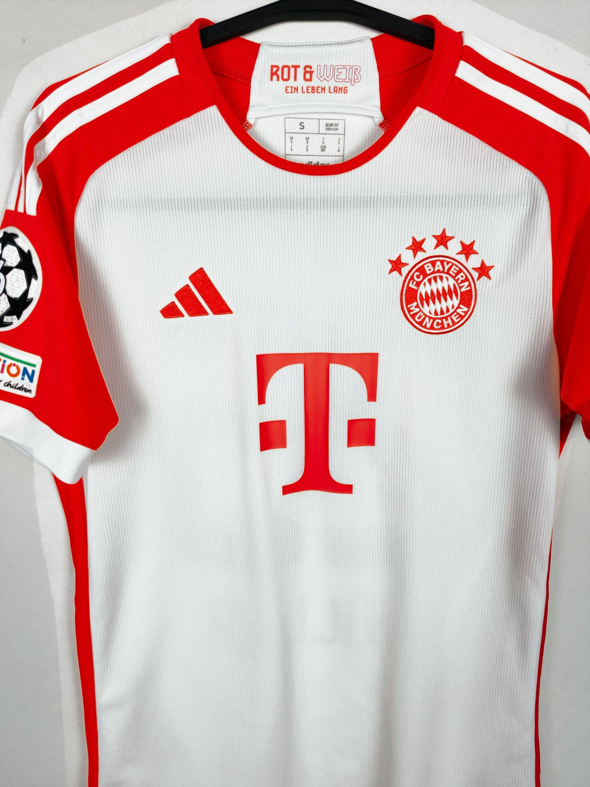 2023-24 Bayern Munich Home Shirt Müller #25